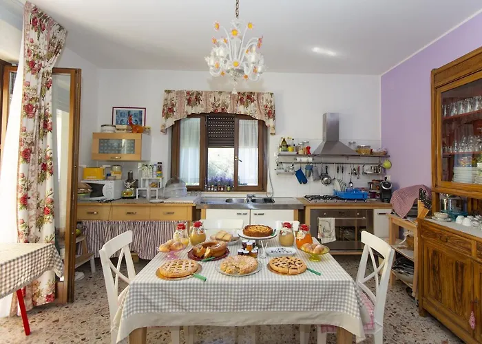 La Casa Di G.g. Bed & Breakfast 3*