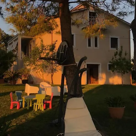 Oda ve Kahvaltı La Casa Di G.g. 3*