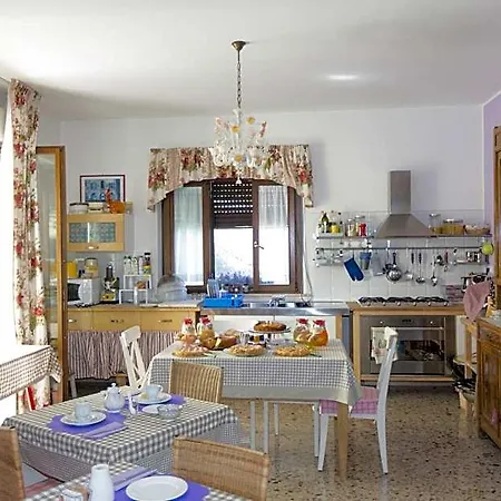 Bed & Breakfast La Casa Di G.g.